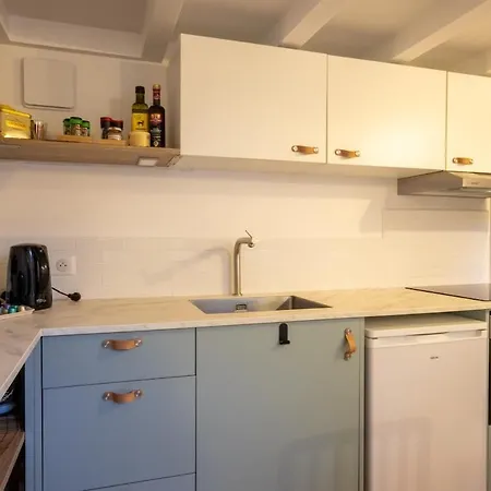 3 Personnes Avec Terrasse 50 M De La Grande Surf * Biarritz