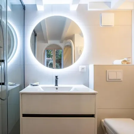 3 Personnes Avec Terrasse 50 M De La Grande Surf Apartment *